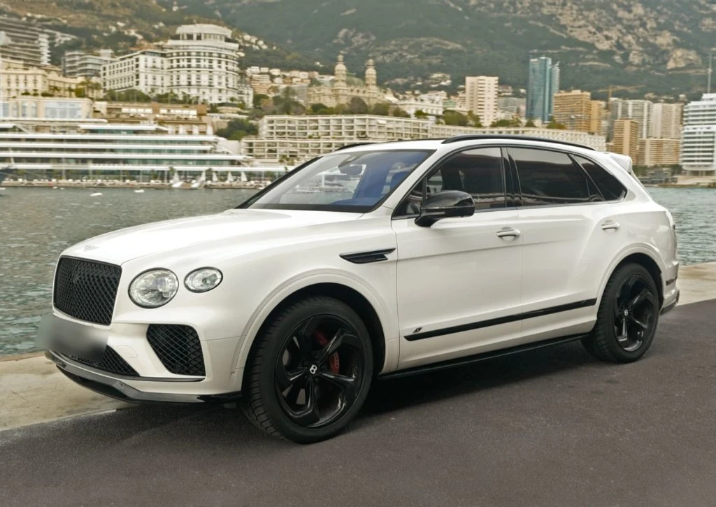 Bentley Bentayga V8 rental