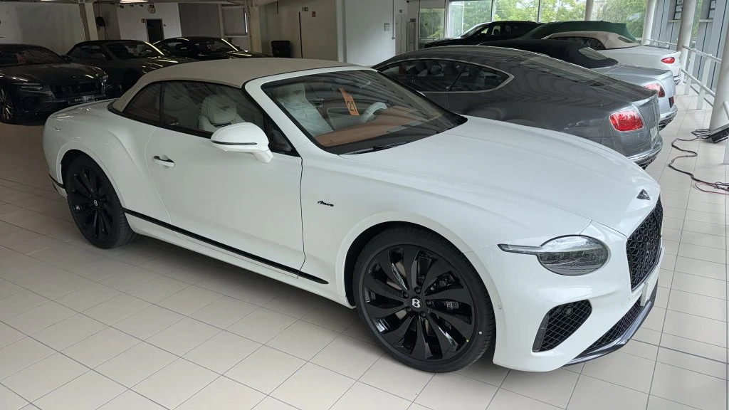 Bentley Continental GTC Speed V8 Hybrid rental