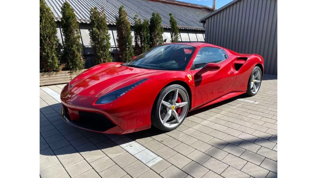 Ferrari 488 Spider rental