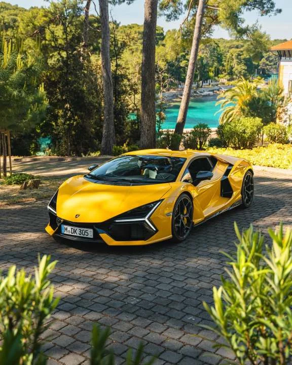 Lamborghini Revuelto rental