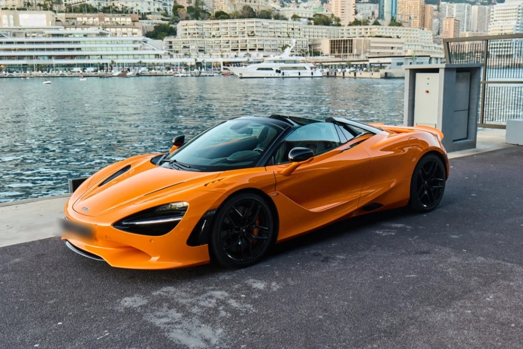 McLaren 750S Spider rental