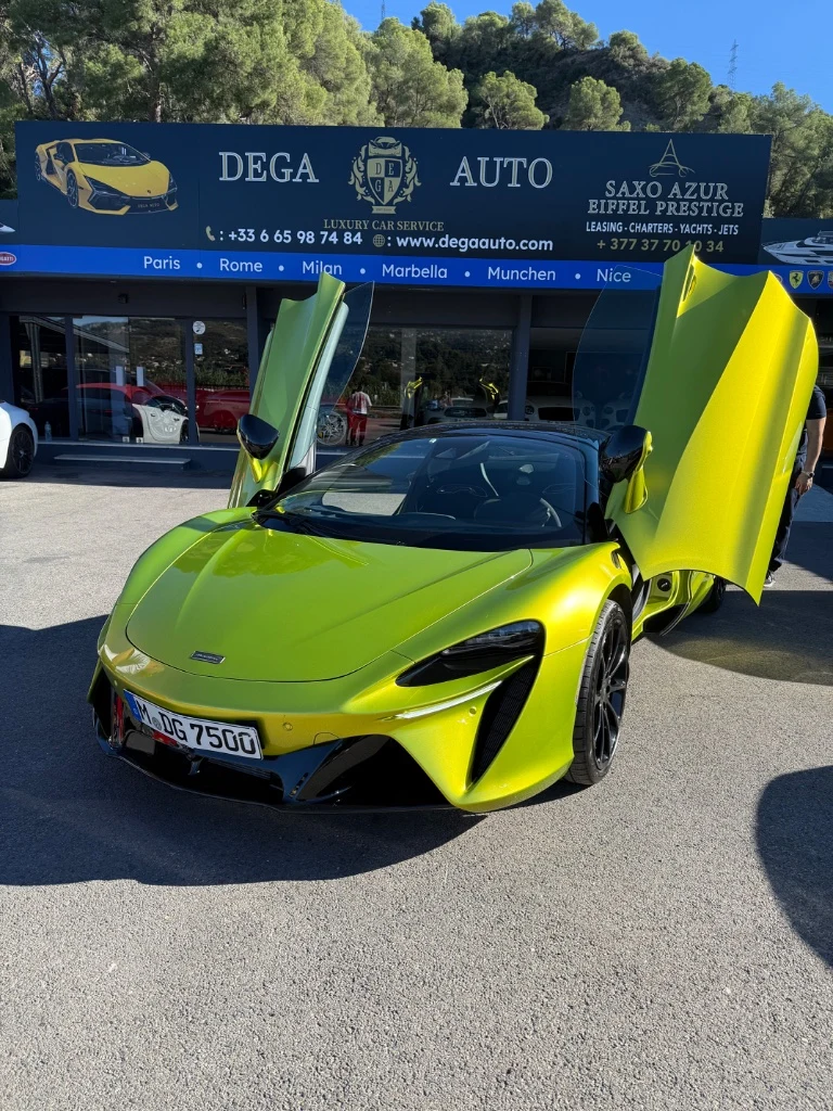 McLaren Artura Spider rental