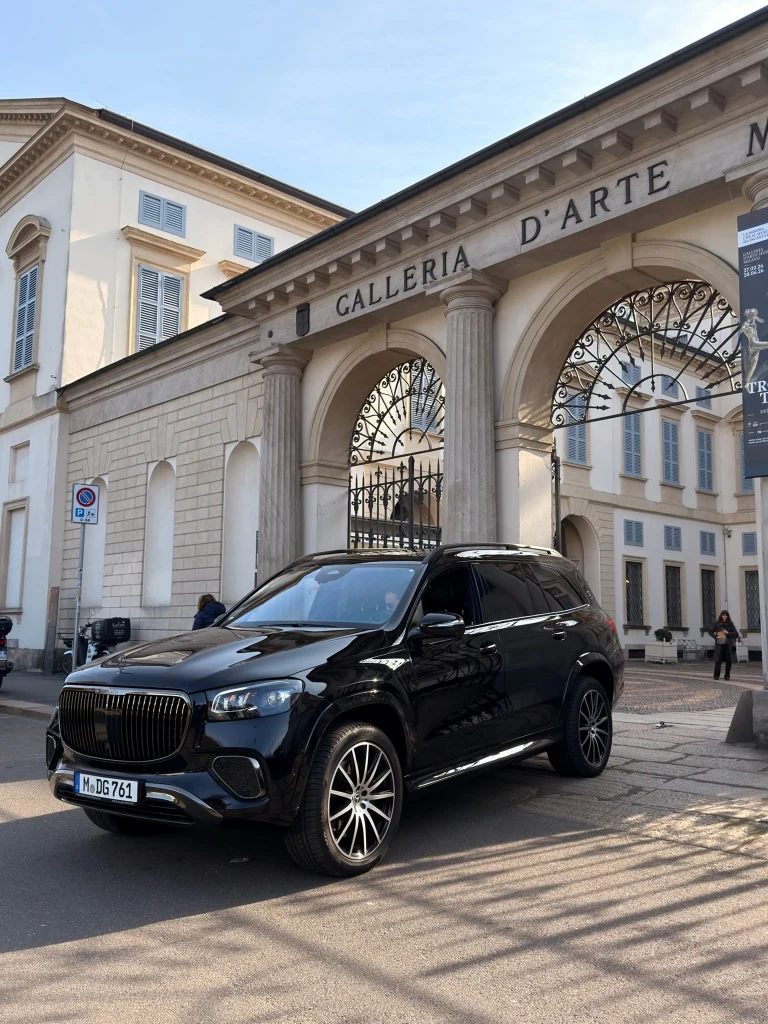 Mercedes-Maybach GLS 600 rental