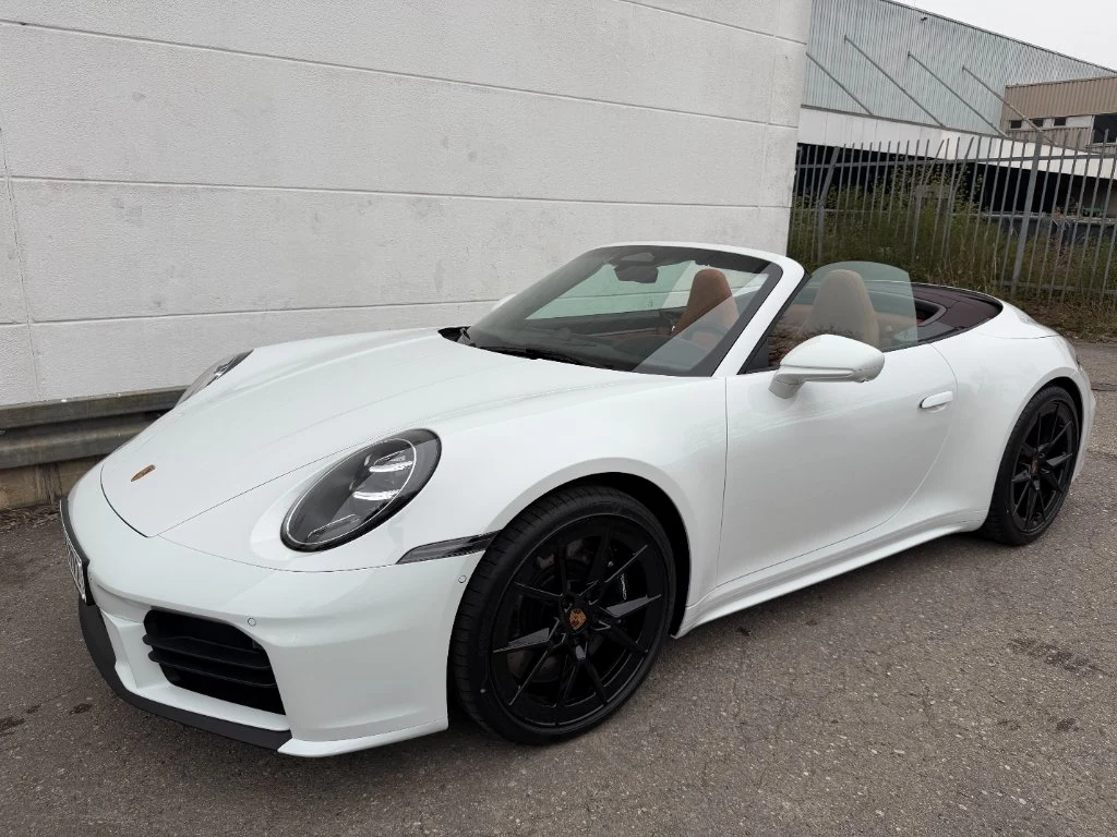 Porsche Carrera 4 S Cabrio rental