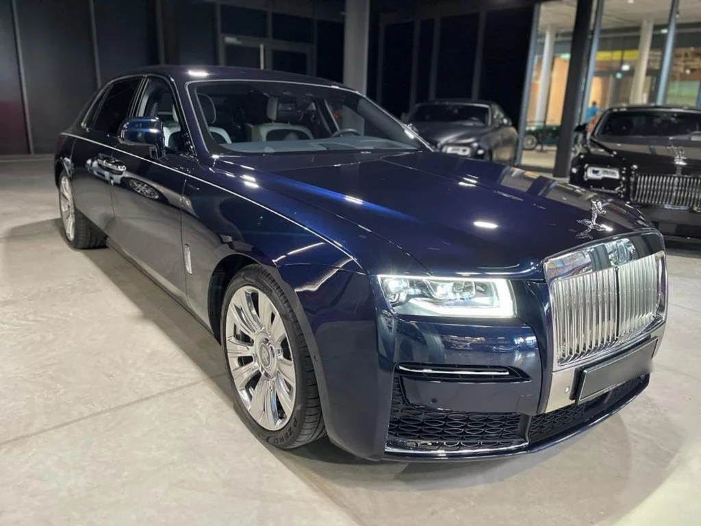 Rolls-Royce Ghost Long rental